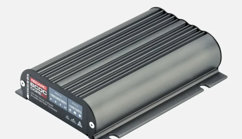 Redarc Cargador de dobles baterías Core 12v 25A